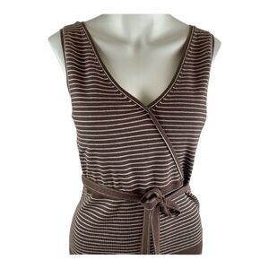 Nine & Company Sleeveless V Neck Sweater- Small